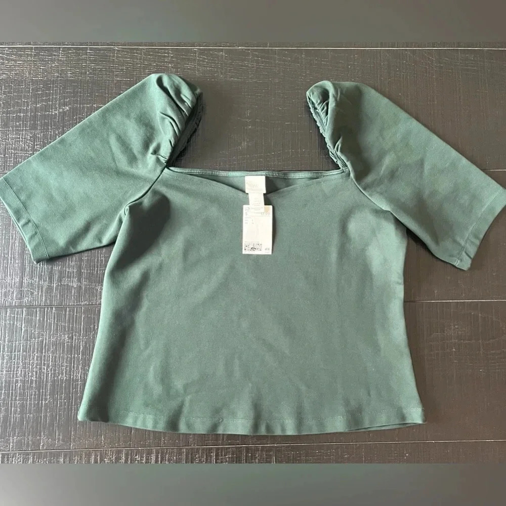 NWT H&M Cropped Blouse sz L